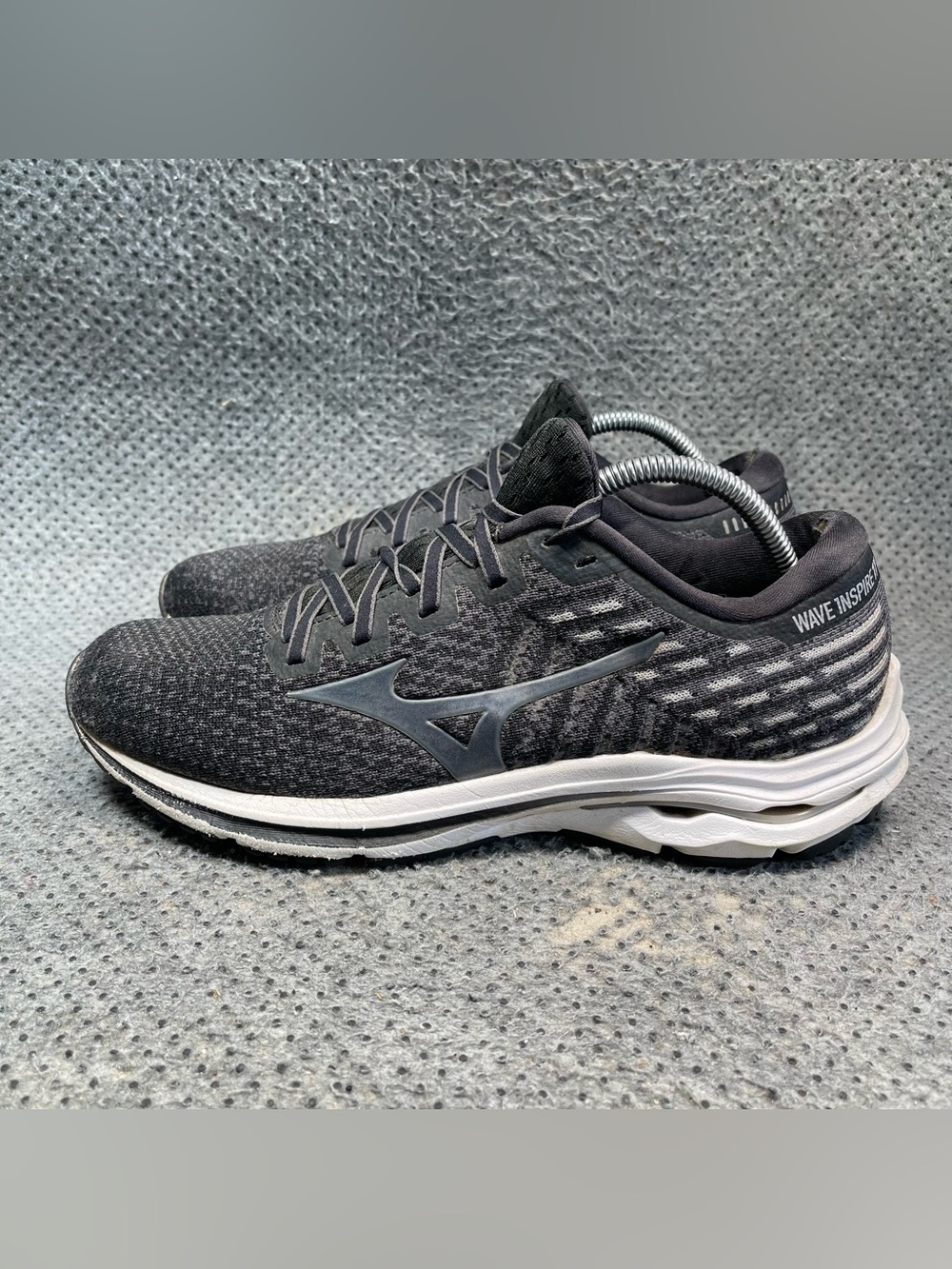 Mizuno Wave Inspire 17 Grey Running Shoes Size 9 Men’s
